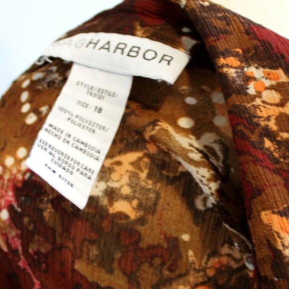 Sag Harbor Pintuck Pleated Lightweight Blouse Button Front Size 18 - Picture 7 of 7